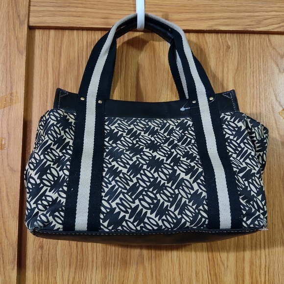 Tommy Hilfiger Purse EUC - Picture 3 of 8